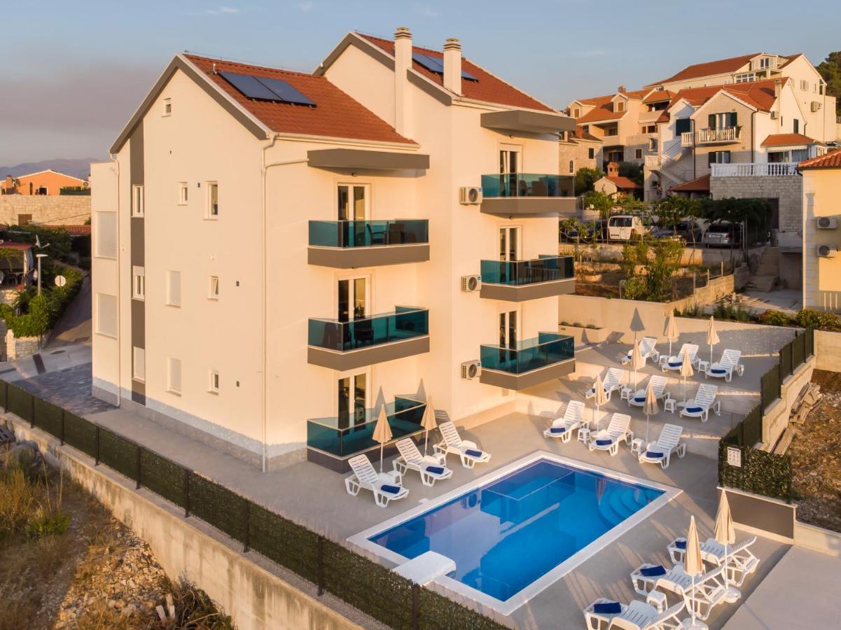 Apartments Blueview Postira Kültér fotó